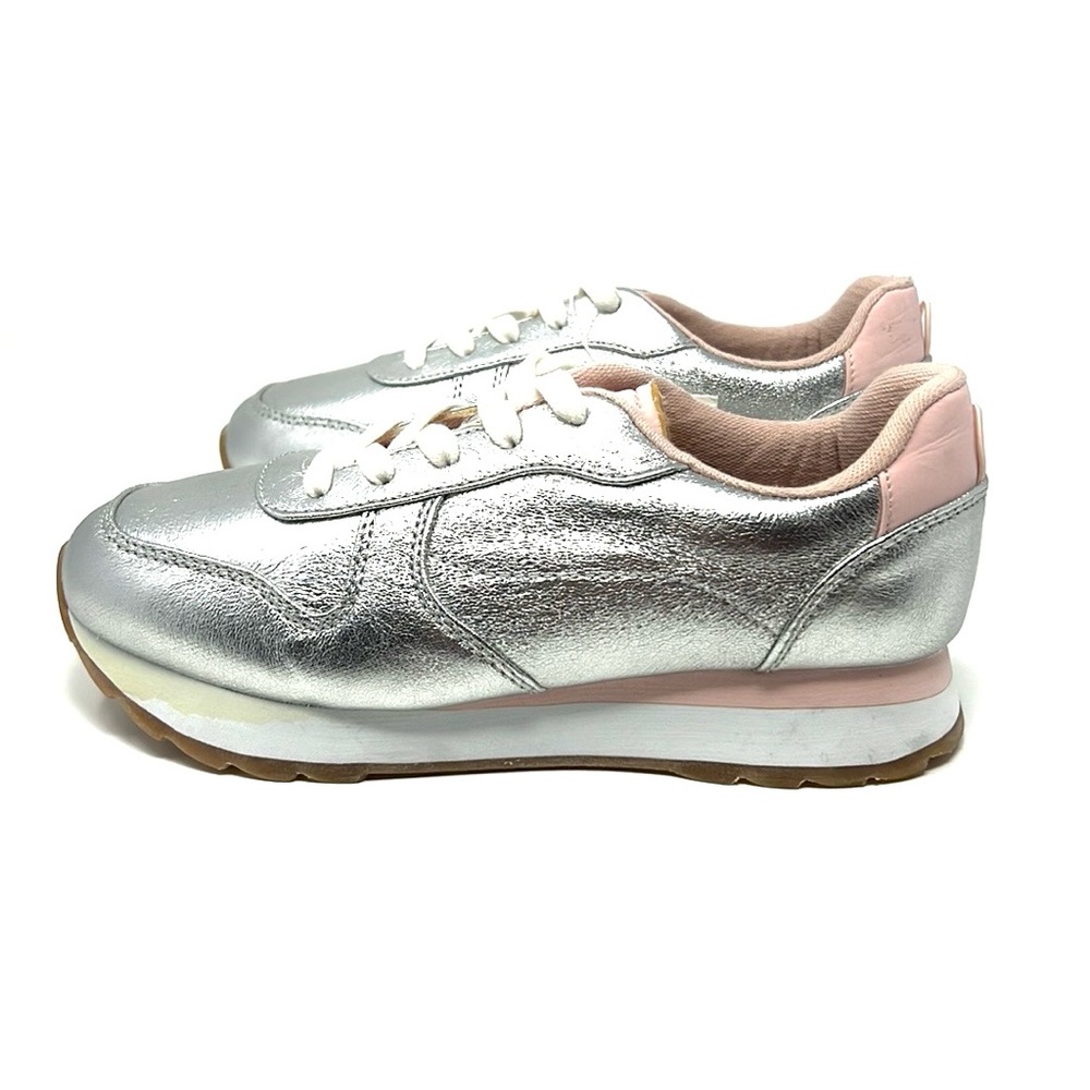 Zara Women’s Metallic Sneakers